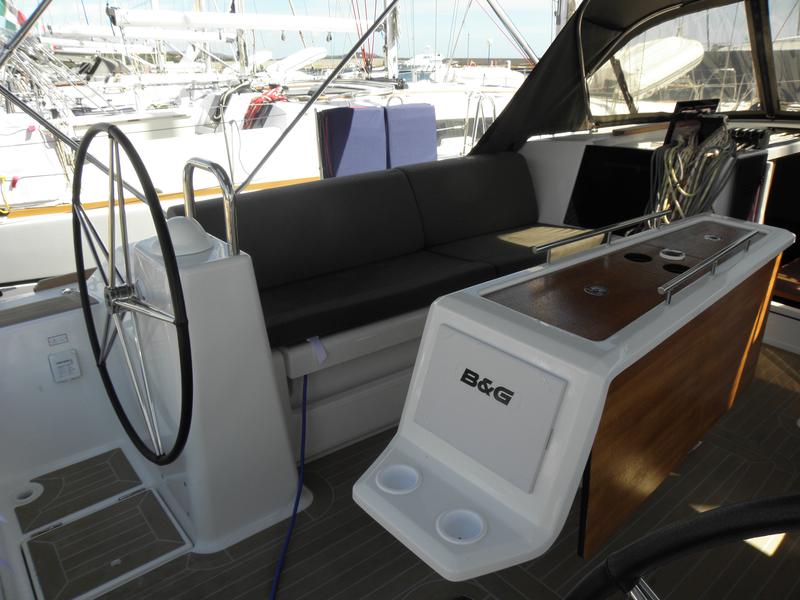 Book yachts online - sailboat - Dufour 460 Grand Large 5Cab - Abraxan - rent