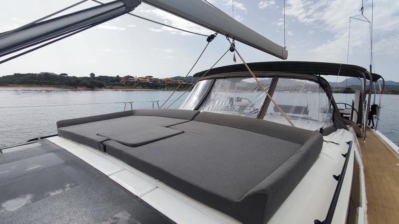 Book yachts online - sailboat - Dufour 470 - Potter - rent