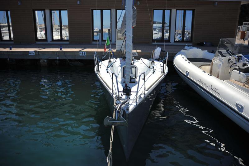 Book yachts online - sailboat - Beneteau 25 Platu - Athos - rent