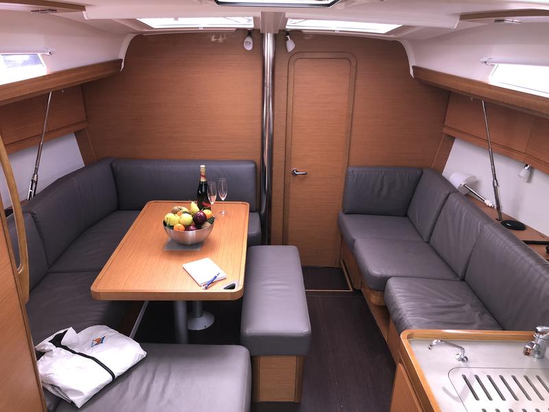 Book yachts online - sailboat - Dufour 412 Grand large - Pamoja - rent