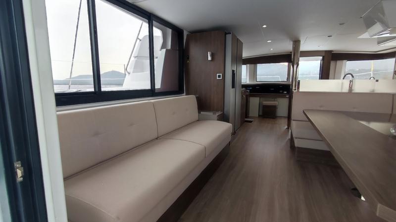 Book yachts online - catamaran - Bali 4.8 - Physeter - rent