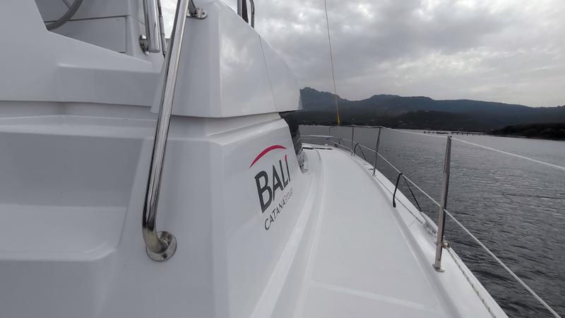 Book yachts online - catamaran - Bali 4.8 - Physeter - rent