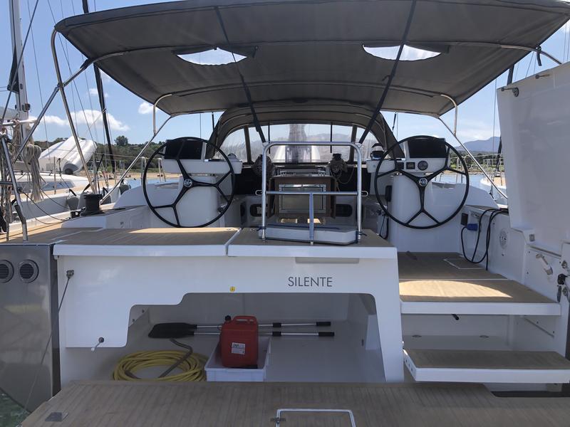 Book yachts online - sailboat - Dufour 56 Exclusive 2021 - Silente - rent