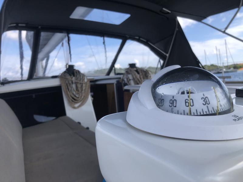 Book yachts online - sailboat - Dufour 430 Grand Large - Billywig - rent