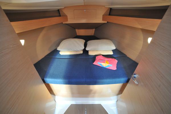 Book yachts online - sailboat - Dufour 350 Grand Large - Mirtilla - rent