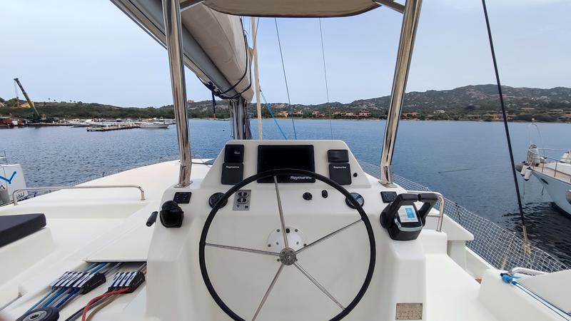 Book yachts online - catamaran - Dufour Catamaran 48 - Argo - rent