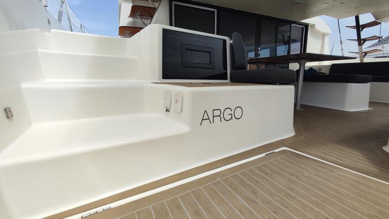 Book yachts online - catamaran - Dufour Catamaran 48 - Argo - rent