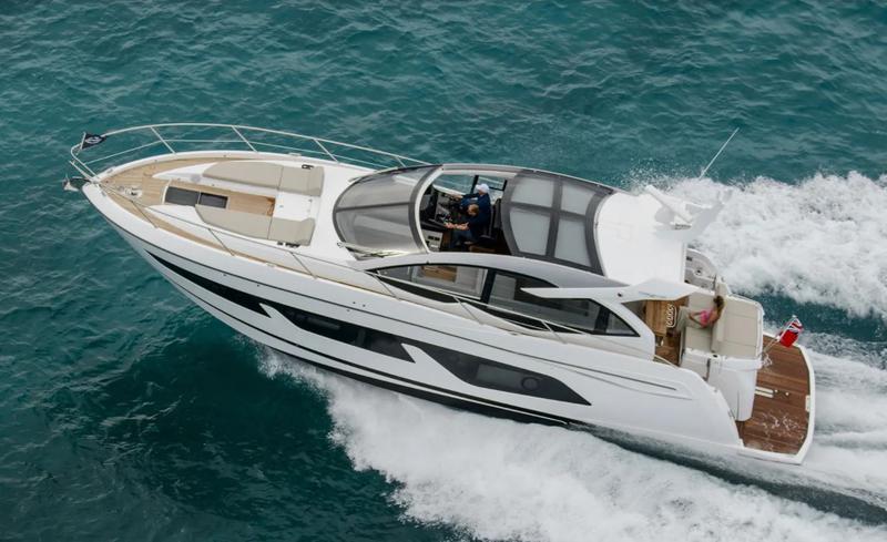 Book yachts online - motorboat - Predator 50 - X - rent