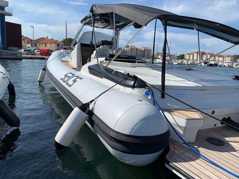 Book yachts online - motorboat - Sacs Strider 11 - Oltre - rent