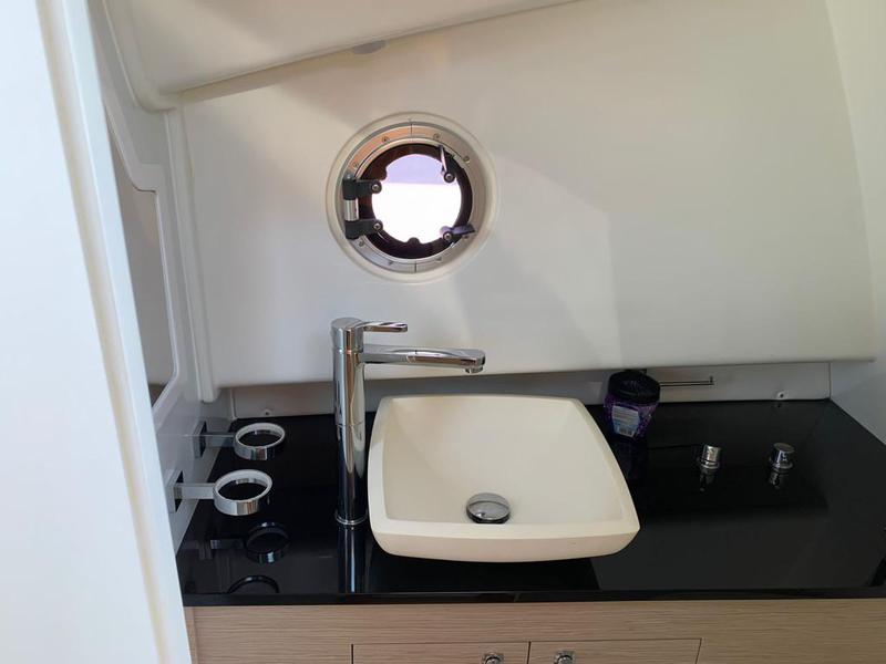 Book yachts online - motorboat - Sacs Strider 11 - Oltre - rent