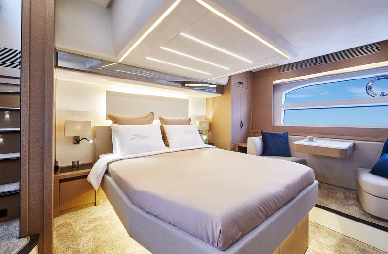 Book yachts online - motorboat - Prestige 590 Fly - no name - rent