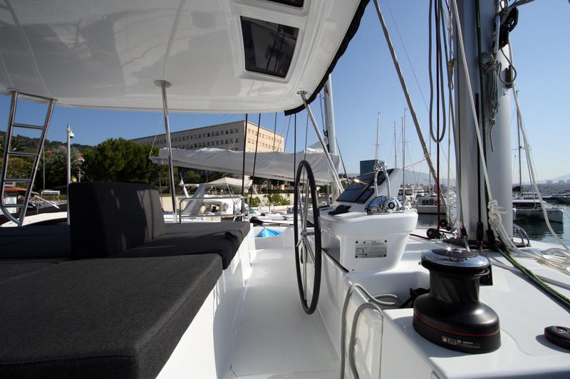 Book yachts online - catamaran - Lagoon 50 - Princess Claire - rent