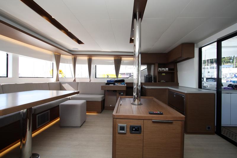 Book yachts online - catamaran - Lagoon 50 - Princess Claire - rent