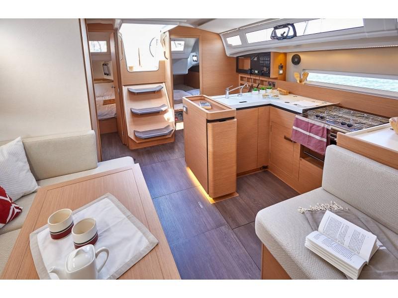 Book yachts online - sailboat - Sun Odyssey 410 - Wind Kiss - rent