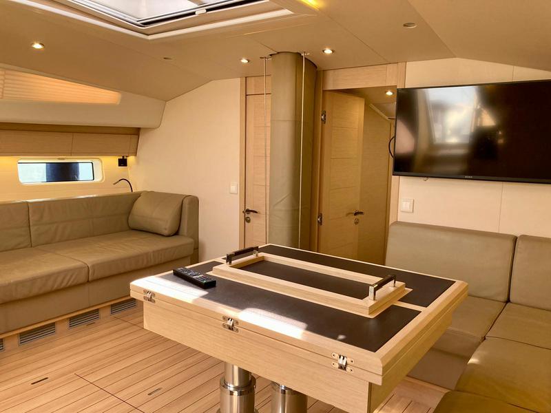Book yachts online - sailboat - Jeanneau 64 - Nada III - rent