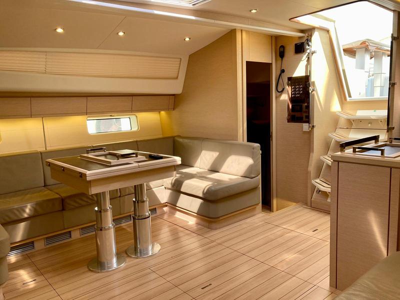 Book yachts online - sailboat - Jeanneau 64 - Nada III - rent
