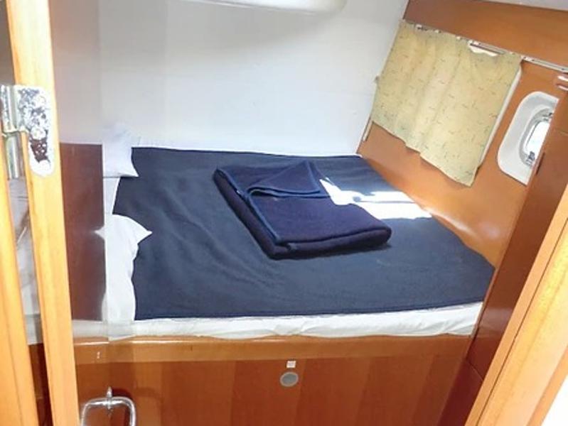 Book yachts online - catamaran - Lagoon 410 - Gemini - rent