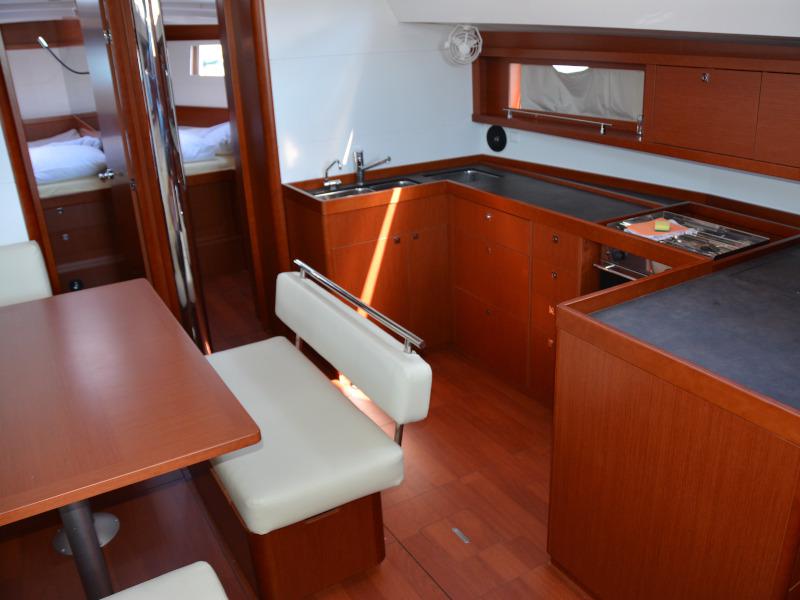 Book yachts online - sailboat - Oceanis 48 - Lucy - rent
