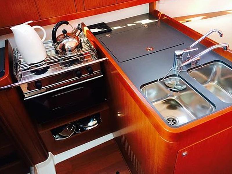 Book yachts online - sailboat - Oceanis 31 - Bejby - rent