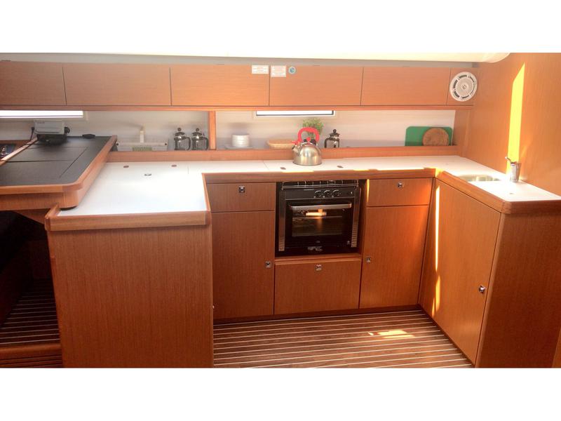 Book yachts online - sailboat - Bavaria Cruiser 51 - Leonidas IV - rent