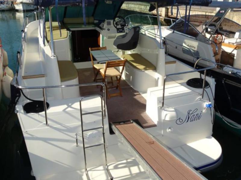 Book yachts online - motorboat - Delphia 1050 Escape - Nani - rent