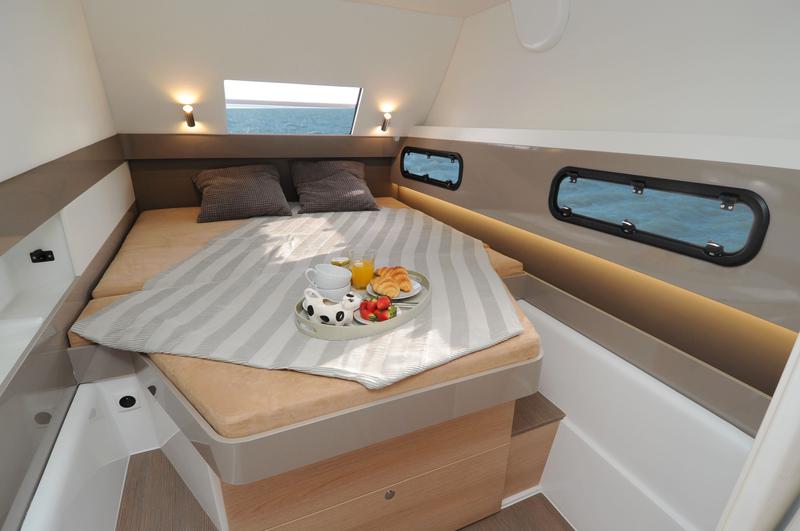 Book yachts online - catamaran - Bali 4.1 - Sinope - rent