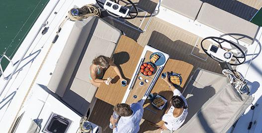 Book yachts online - sailboat - Dufour 430 Grand Large - TRINITY - rent