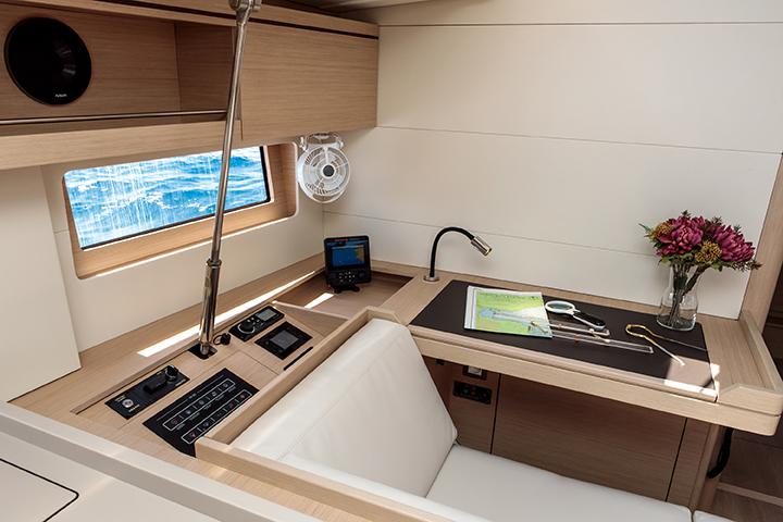 Book yachts online - sailboat - Oceanis 51.1 - Spyros - rent
