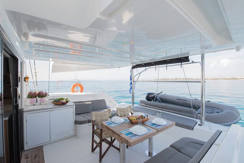 Book yachts online - catamaran - Lagoon 50 - For Sail Again - rent
