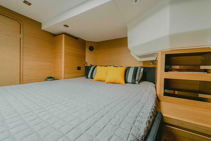 Book yachts online - catamaran - Dufour 48 - My Blue heaven - Deluxe - rent