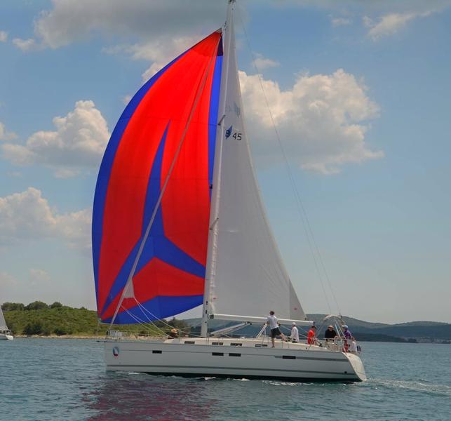 Book yachts online - sailboat - Bavaria Cruiser 45 - Gustac - rent
