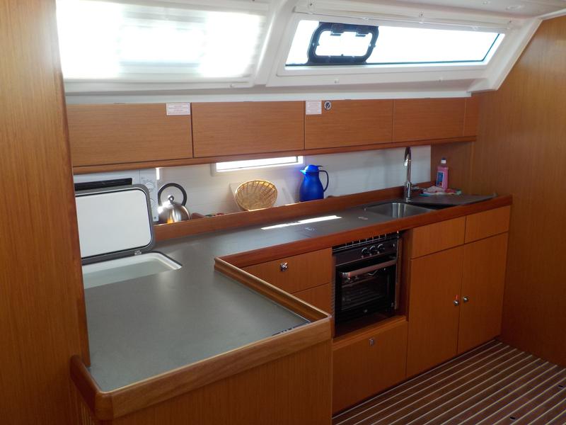 Book yachts online - sailboat - Bavaria Cruiser 46 - Dia - rent