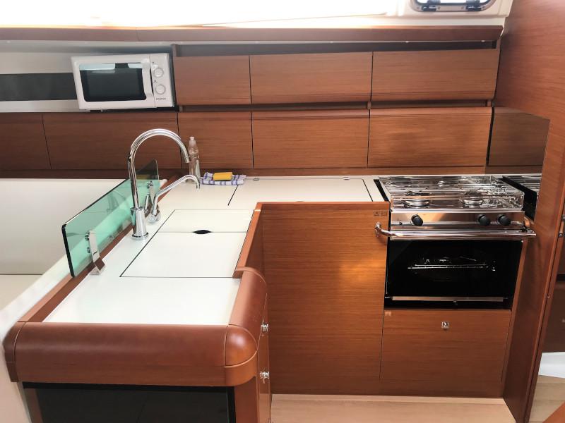 Book yachts online - sailboat - Sun Odyssey 449 - Janis - rent