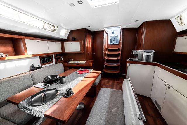 Book yachts online - sailboat - Oceanis 45 - DIANA - rent