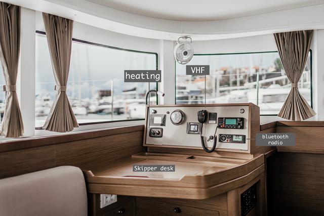 Book yachts online - catamaran - Lagoon 42 - ZETA - rent