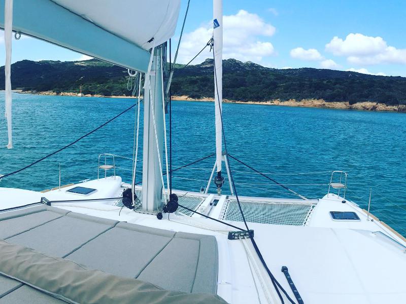 Book yachts online - catamaran - Lagoon 450 - Le.One. - rent