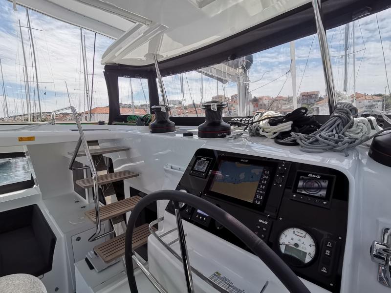 Book yachts online - catamaran - Lagoon 450 Sport - twin elli - rent