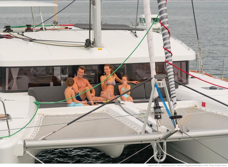 Book yachts online - catamaran - Lagoon 450 Sport - twin elli - rent