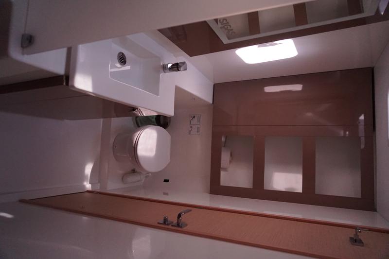 Book yachts online - catamaran - Lucia 40 - Sigast - rent