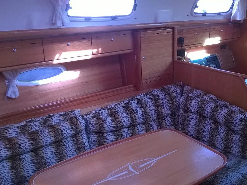 Book yachts online - sailboat - Bavaria 39 Cruiser - Magellan - rent