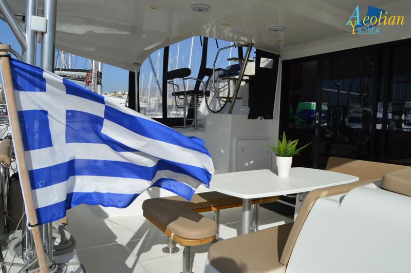 Book yachts online - catamaran - Lagoon 42 - Aeolian Spirit - rent