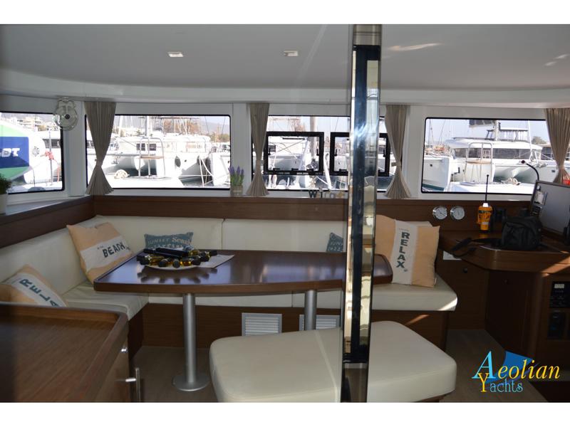 Book yachts online - catamaran - Lagoon 42 - Aeolian Spirit - rent