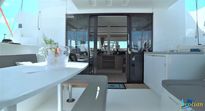 Book yachts online - catamaran - Lagoon 50 - Aeolian Myth - rent