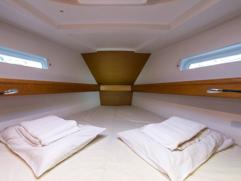 Book yachts online - sailboat - Sun Odyssey 439 - Kallisti - rent