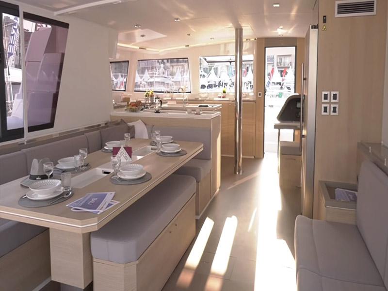 Book yachts online - catamaran - Bali 5.4. - License to chill - rent