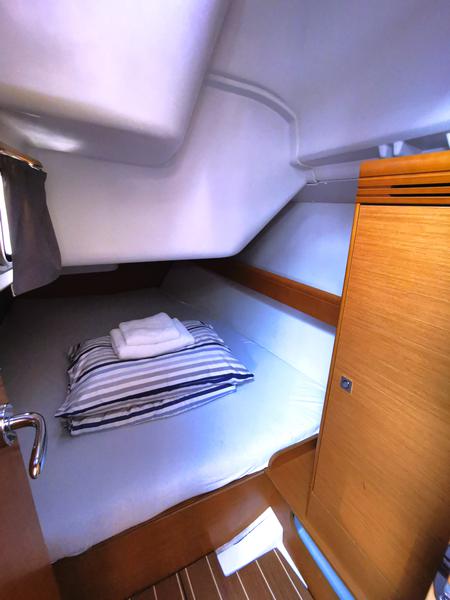 Book yachts online - sailboat - Sun Odyssey 36i - Mia - rent