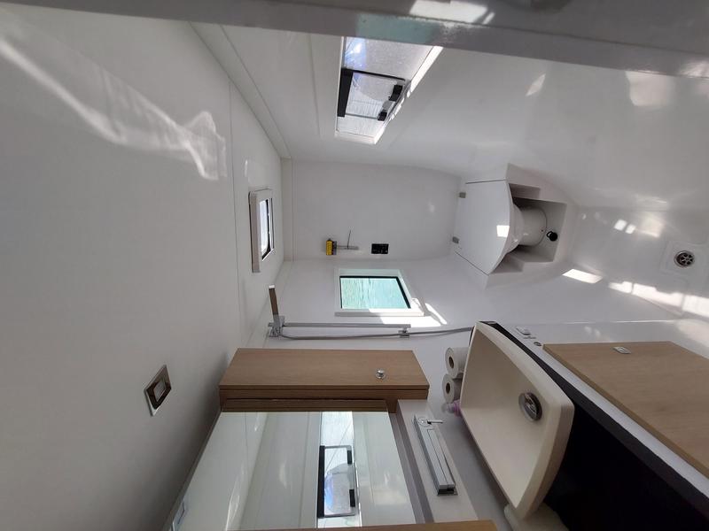 Book yachts online - catamaran - Aventura 34 - Marlon - rent