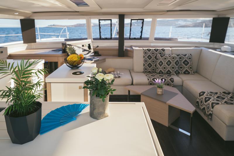 Book yachts online - catamaran - Fountaine Pajot 47 SAONA LUX (GEN,AC,WATERMAKER) - AquaSpirit - rent