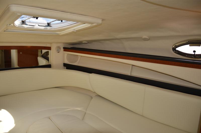 Book yachts online - motorboat - Sea Ray 275 Amberjack - 1000 VD - rent