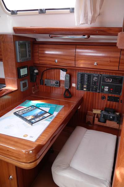 Book yachts online - sailboat - Bavaria 49 - Refit 2022 - - Monelli - rent